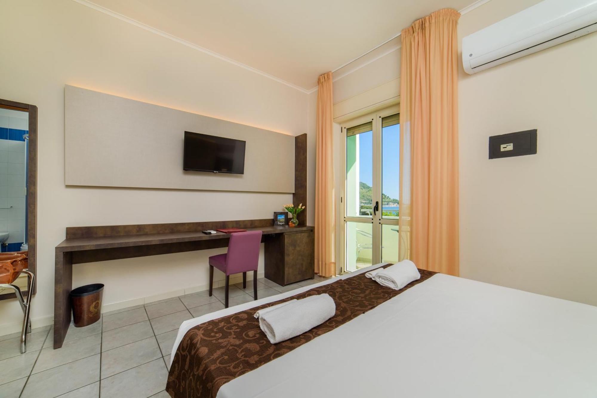Hotel Tirreno Sapri Esterno foto