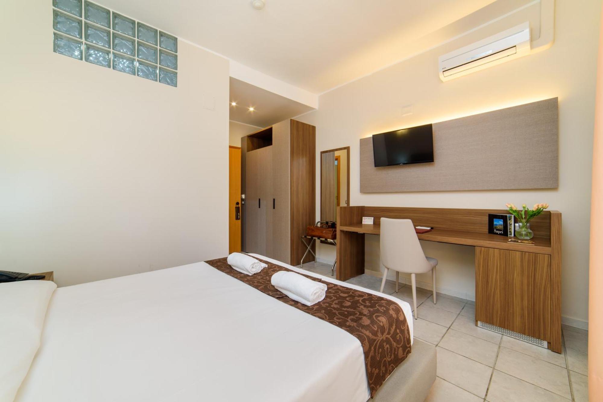 Hotel Tirreno Sapri Esterno foto