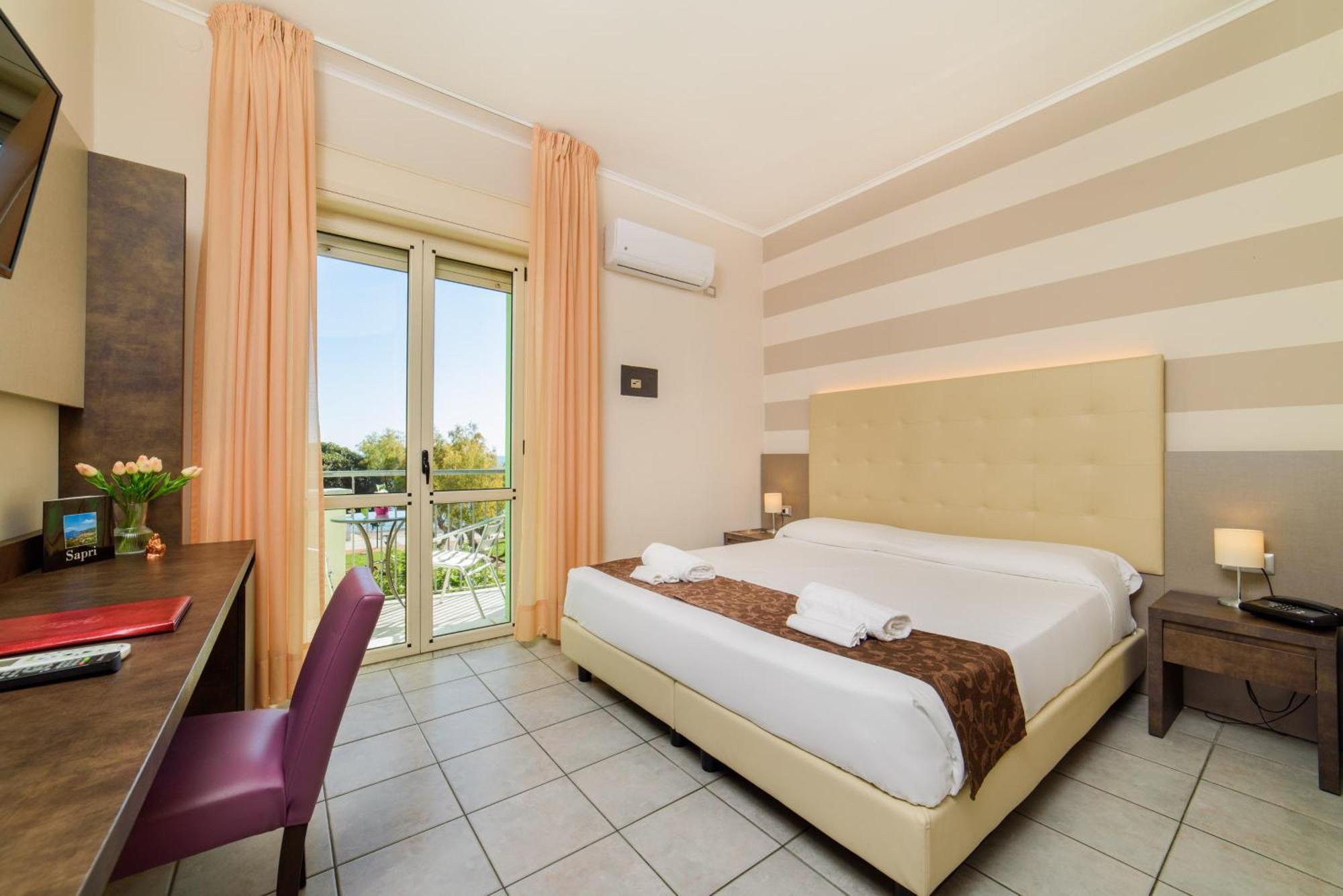 Hotel Tirreno Sapri Esterno foto